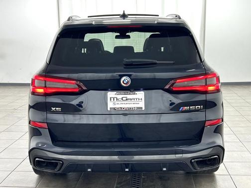 2022 BMW X5 M50i