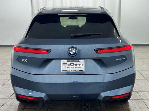 Arctic Race Blue Metallic 2026 BMW iX xDrive45