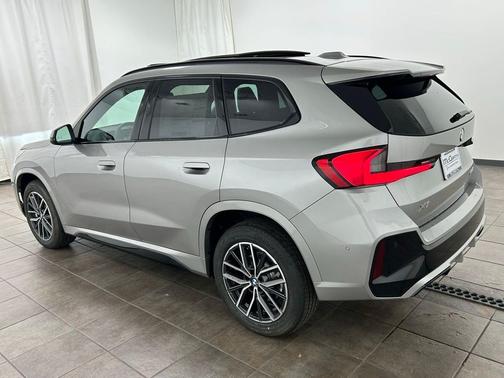 Space Silver Metallic 2026 BMW X1 xDrive28i