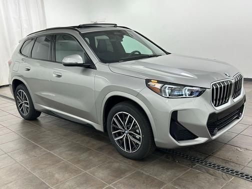 Space Silver Metallic 2026 BMW X1 xDrive28i