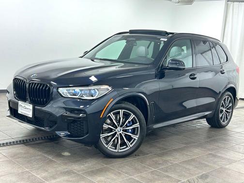 Carbon Black Metallic 2023 BMW X5 M50i