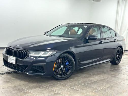 Carbon Black Metallic 2023 BMW 540 i xDrive