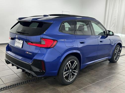 2025 BMW X1 M35i