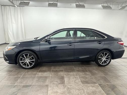 2017 Toyota Camry XSE