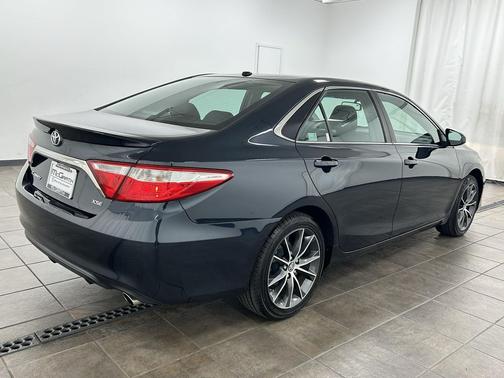 2017 Toyota Camry XSE