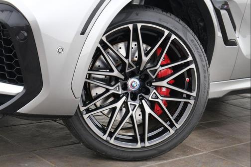 Donington Grey Metallic 2022 BMW X6 M Base