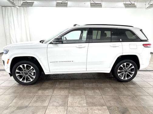 2024 Jeep Grand Cherokee Overland