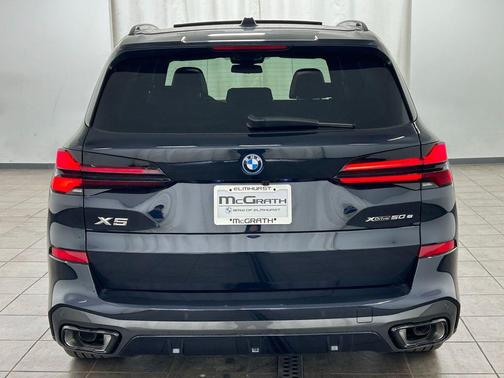 Carbon Black Metallic 2026 BMW X5 PHEV xDrive50e