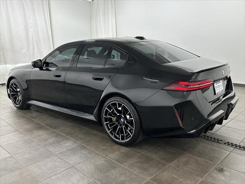2025 BMW M5 Base