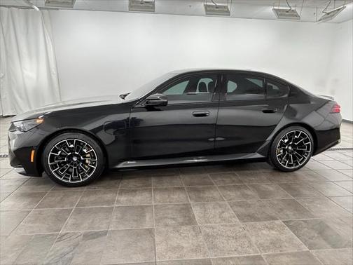 2025 BMW M5 Base