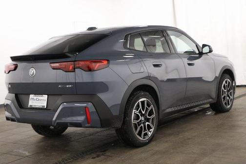 2025 BMW X2 xDrive28i