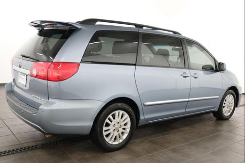 2010 Toyota Sienna