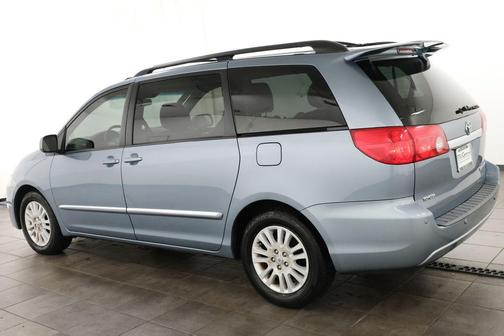 2010 Toyota Sienna