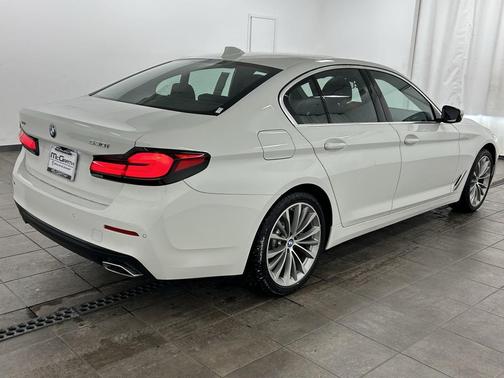 2023 BMW 530 i xDrive