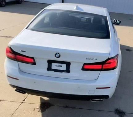 2023 BMW 530 i xDrive