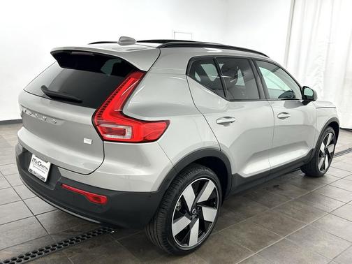 2023 Volvo XC40 Recharge Pure Electric Twin Ultimate