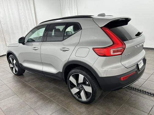 2023 Volvo XC40 Recharge Pure Electric Twin Ultimate