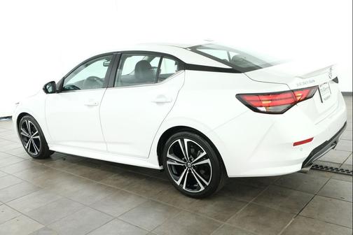 Aspen White Tricoat 2021 Nissan Sentra SR