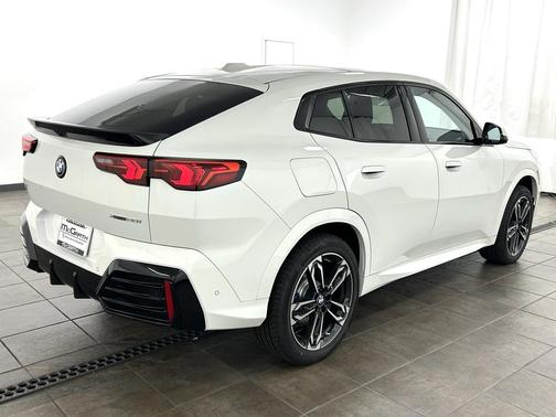2026 BMW X2 xDrive28i