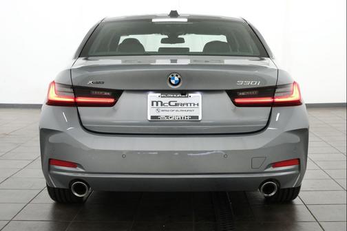 Skyscraper Grey Metallic 2023 BMW 330 xDrive