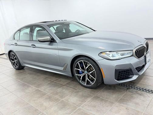Skyscraper Gray Metallic 2023 BMW M550 i Xdrive