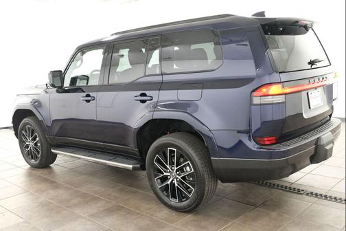 Nightfall Mica 2026 Lexus GX 550 Premium+