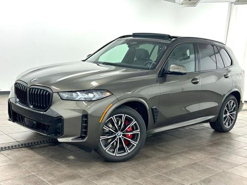 Manhattan Green Metallic 2026 BMW X5 xDrive40i