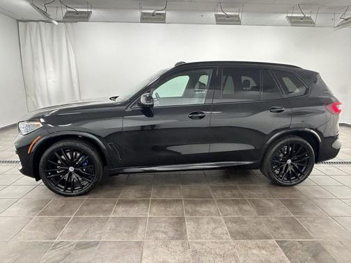 2023 BMW X5 M50i