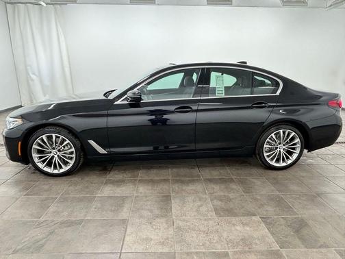 Black Sapphire Metallic 2023 BMW 530 i xDrive