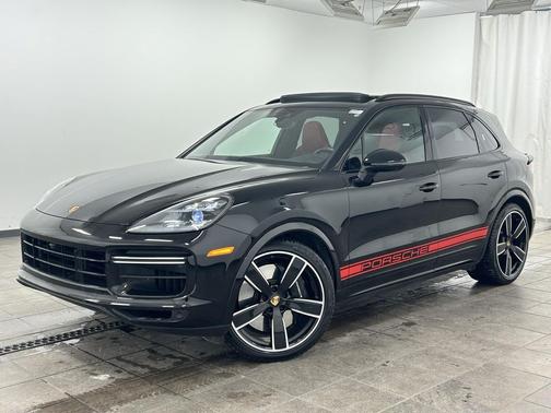2023 Porsche Cayenne Turbo