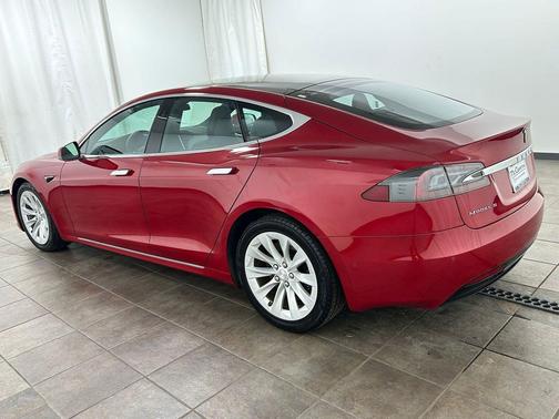 Red Multi-Coat 2017 Tesla Model S 75D
