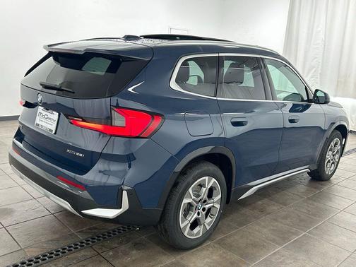Night Dusk Blue Metallic 2026 BMW X1 xDrive28i