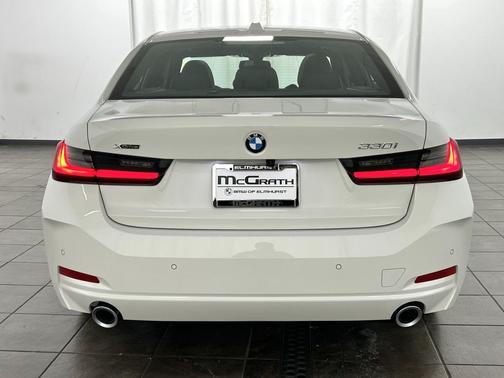 2026 BMW 330 i xDrive