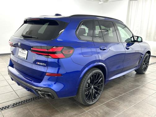 2026 BMW X5 M60i
