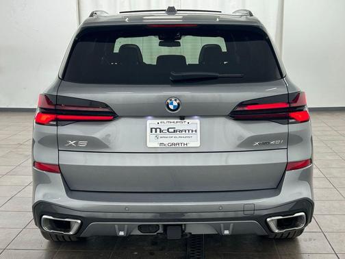 Skyscraper Grey Metallic 2026 BMW X5 xDrive40i