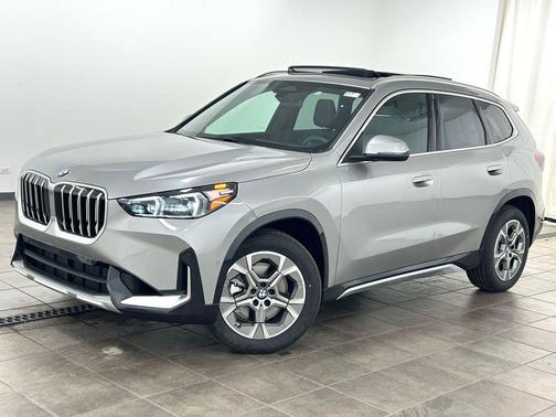 Space Silver Metallic 2026 BMW X1 xDrive28i