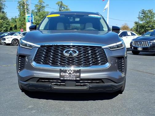 2025 INFINITI QX60 LUXE
