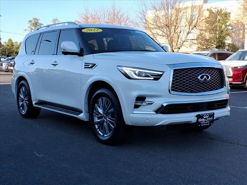 2022 INFINITI QX80 LUXE