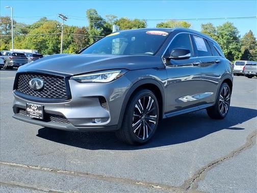 2022 INFINITI QX50 LUXE