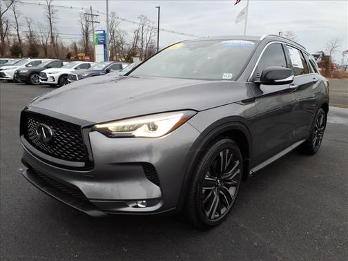 2022 INFINITI QX50 LUXE