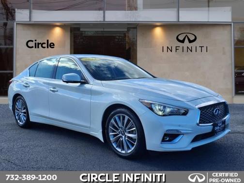 2023 INFINITI Q50 LUXE