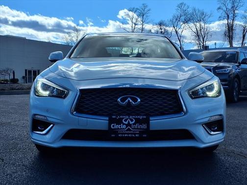 2023 INFINITI Q50 LUXE