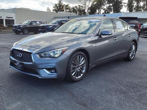 2023 INFINITI Q50 LUXE