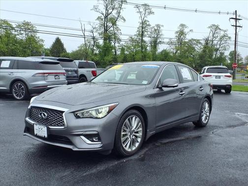 2022 INFINITI Q50 LUXE