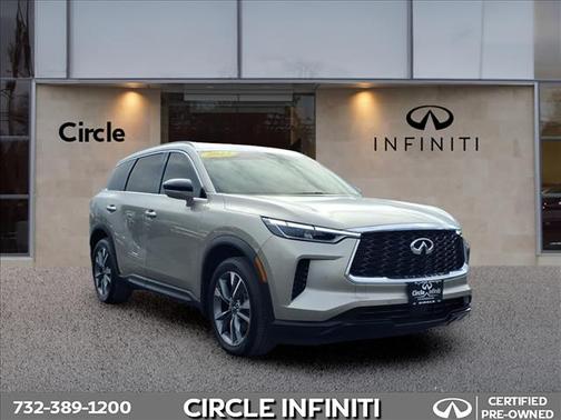 2023 INFINITI QX60 LUXE