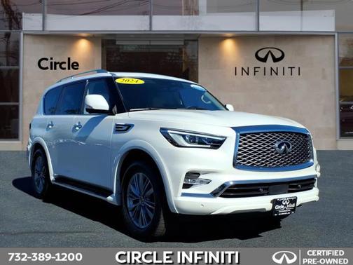 2024 INFINITI QX80 LUXE