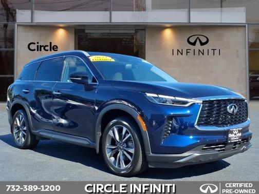 2022 INFINITI QX60 LUXE