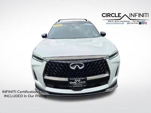 Rad Wht 2026 INFINITI QX60 SPT