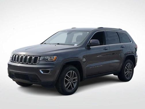 2020 Jeep Grand Cherokee LAREDO
