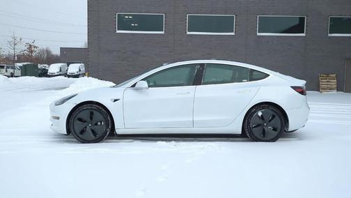 2020 Tesla Model 3 Standard Range Plus